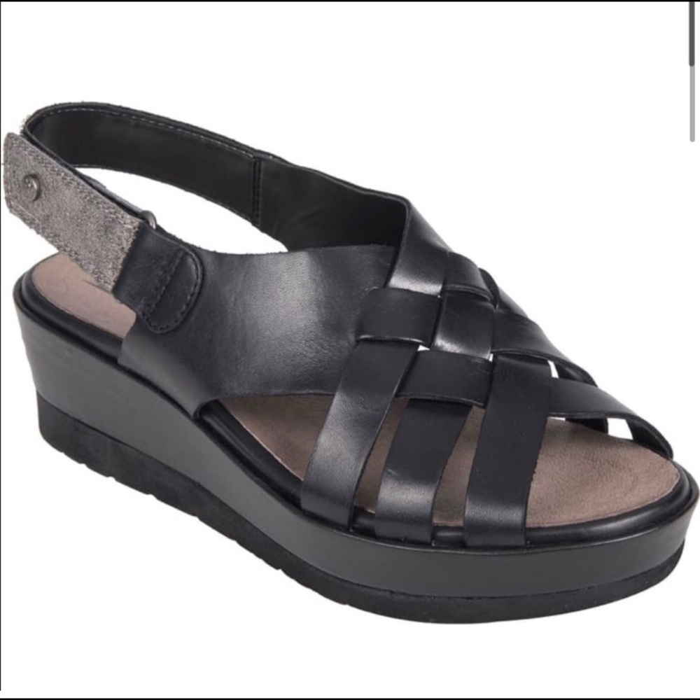 Earth “Sunflower” Black Sandals Sz 9